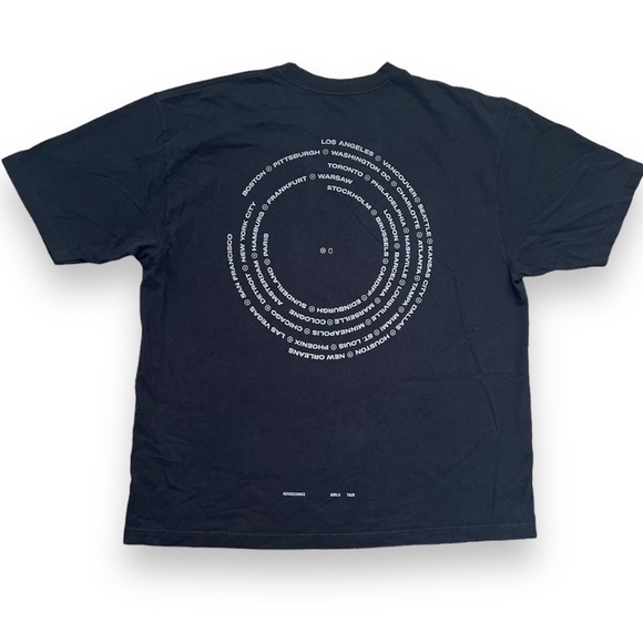 Beyonce Renaissance World Tour 2023 Official Merch T-shirt XL - Picture 4 of 6